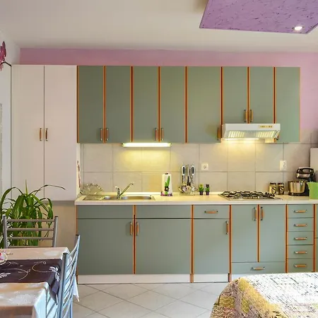 Pink Apartment Split